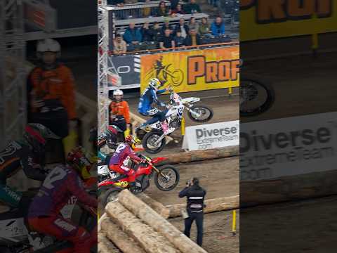 How did Billy Bolt win the Super Enduro Romania 🇷🇴