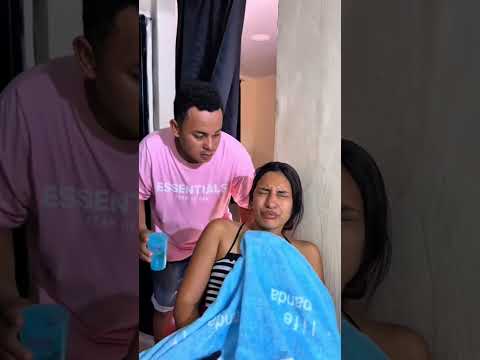Cuándo mi mujer habla dormida #humor #comedia #reelschallenge 
