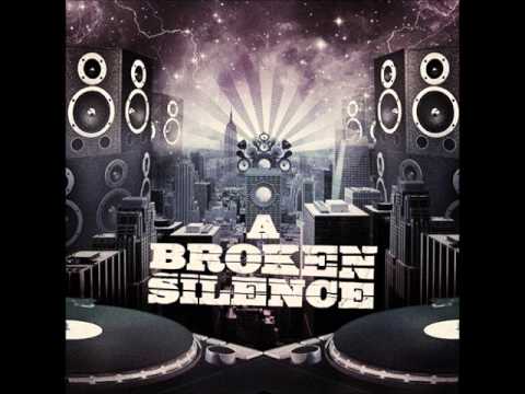 Walls Collide de A Broken Silence Letra y Video