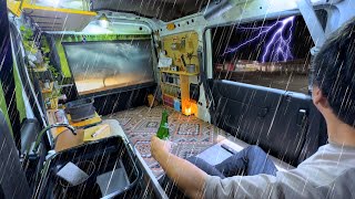 絶え間ない稲光⚡️雷鳴に怯えるSAで趣味に没頭する独り旅｜35万軽バン車中泊