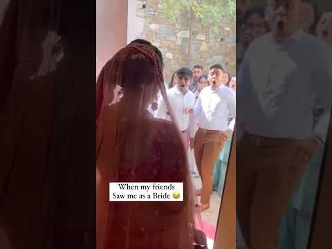 what is the bride showing friend reaction 😱😱