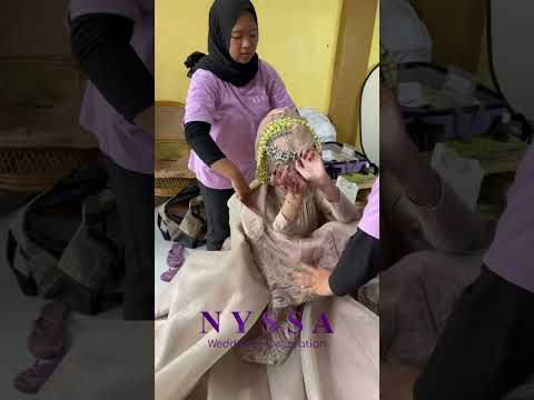 Cara memakai gaun pengantin besar / ballgown