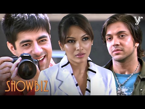 गुंडे पत्रकार ने हीरो और हीरोइन की प्राइवेट तस्वीर को लीक कर दिया | Showbiz Movie Scenes