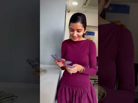 Lakhan Ne Di Lakho Ki Chocolate's 😱 #neetubisht #youtubeshorts #minivlogs #trending #lakhneet