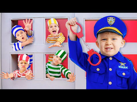 Oliver POLICEMAN catches criminals + More Adventure with Oliver