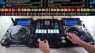 Pro DJ Mixes 31 Songs in 10 Minutes (INSANE)