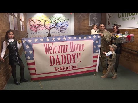 Military dad returns home for Christmas with surprise visit