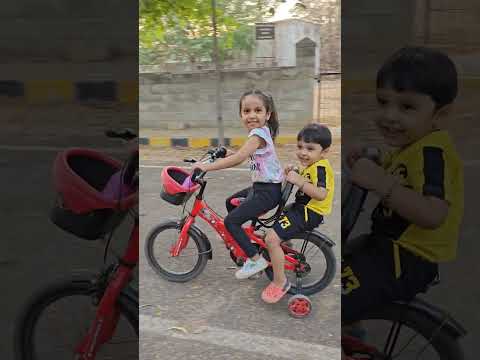maadhu's best friend 😅#best #friends #friendship #viral #trending #video #shortvideo #yt #sorts