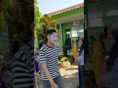 #pantomimbojonegoro #pantomimlucu #pantomimindonesia #pantomim #pantomimanak #pantomime #pantomimer