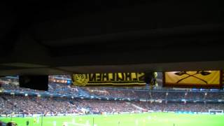 Manchester City vs Borussia Dortmund Tribüne wackelt