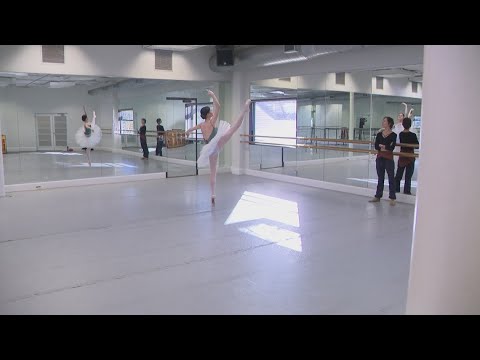 Houston teen prepares for acclaimed dance company