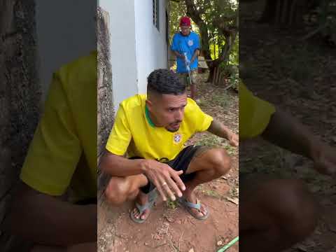 Corre ele tá com arminha de Gel #youtube #humor #comedia #shorts #short #youtube