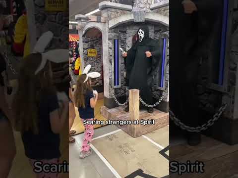 I’m Screaming 🤣👻
