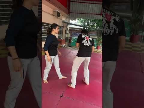 When someone misbehaved.. fight back #youtube #shorts #brave  #girlpower #video