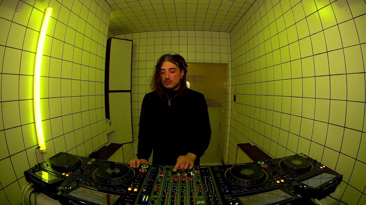 ALI3N Invites – Kevin Ferhati | HÖR – August 30 / 2025