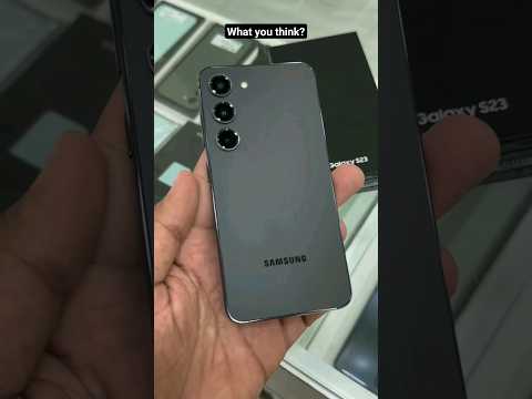 why Samsung makes same looking smart phone #shorts #viralshorts #youtubeshorts