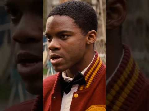 Ele não tem uma boa relação com o pai 😞 | Filme: Um Limite Entre Nós