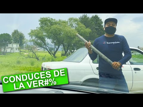 Insultando a Conductores en la Calle (BROMA)