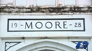 YouTube video thumbnail: Moore Residents Gather, say Goodbye to Historic School Building