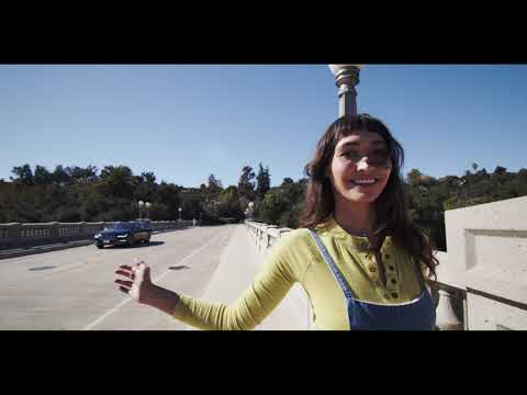 Levitation Room - Pienso En Ti (Official Video)
