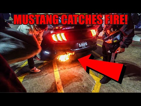 MUSTANG CATCHES ON FIRE AT CAR MEET!