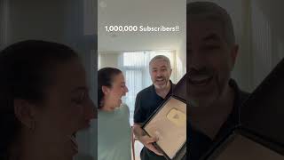 1,000,000 Subs GOLD PLAY BUTTON Unboxing