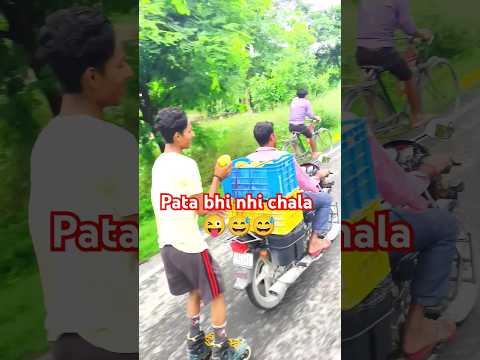 Mango Le liye ?? #shorts #youtubeshorts #skating #skater #funny #reaction #skaterboy #ytshorts