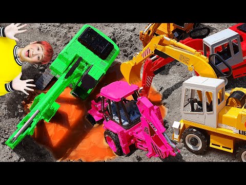 포크레인 덤프트럭 크레인 구출놀이 중장비 자동차 장난감 Kids Helps Excavator│ Truck Car Toy Rescue Play │럭키강이 LuckyKangi