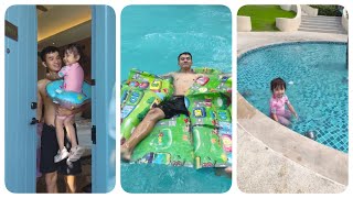 Father & Daughter go swimming in summer❗️Mattress under The Swimming Pool 😱 by Su Hao #shorts