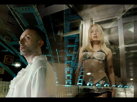 Aleyna Tilki & Mabel Matiz - Kayboldum Masalında