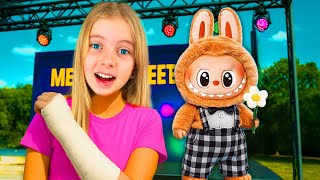 🚑 Cu MÂNA în GHIPS 🤕 la MEET & GREET 🎤 LABUBU ne URMĂREȘTE 😱