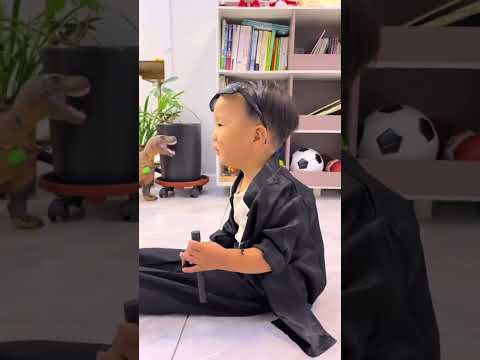 My pants！#cutebaby#funny#vlog#parenting