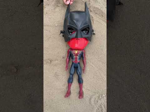 SPIDEY CHOOSES MASK | MARVEL TOYS