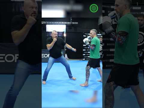 Chuck Liddell MMA Striking - Setting up the Overhand Right