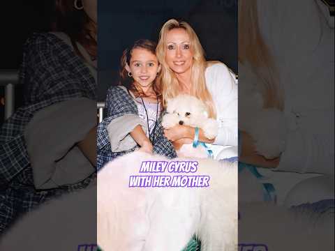 Beautiful pictures of Miley Cyrus with her mom over the years #cute #twins