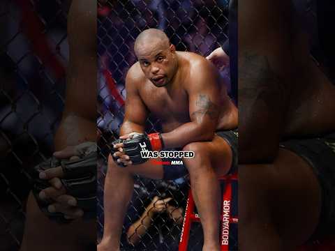 When Daniel Cormier Realized He Got Knocked Out
