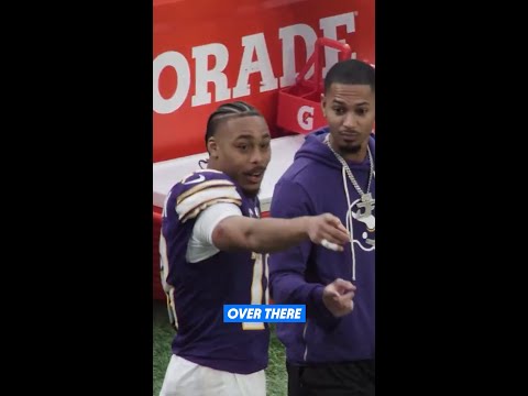 Justin Jefferson Hilarious Reaction to Finding Lost Earring