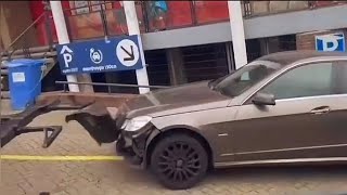 IDIOTS AT WORK  #04