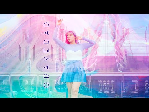 Lesslie Polinesia - Gravedad (Lyric Video) | JUMP