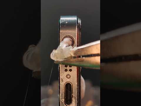 Cleaning iPhone Audio Jack With Hot Glue❌