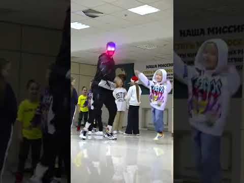 Boy Repeated Dance 😎⭐️ Neon Mode 😱🔥