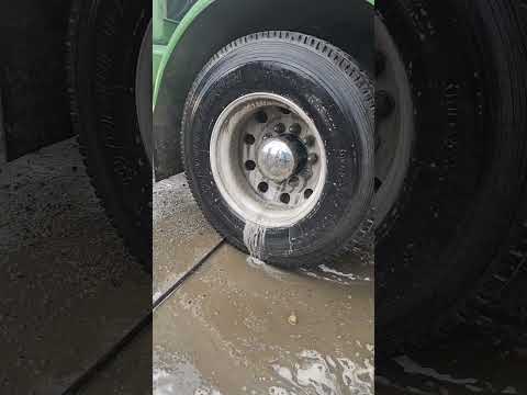 watch this chemical touch aluminum #fyp #satisfying #detailing
