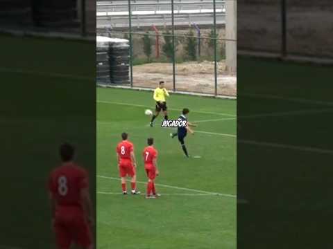 ¡Falló el penalti a propósito!⚽❌