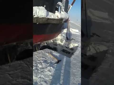 Как ремонтируют корабли в Арктике. Замержий  корабль. How ships are repaired in the Arctic.