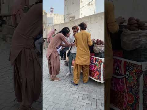 Badam chori