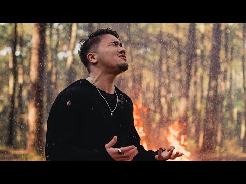 NUNO RIBEIRO - Dias Cinzentos [Official Music Video]