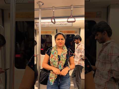 Notanki ki bhi hadd hoti h yar😂#shorts #comedy #comedyvideo #ashortaday #vidhusharma23 #funny#metro