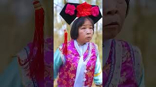 That evil son even threw a huge stone at Rong Mom! #funny #sillyplot #funny