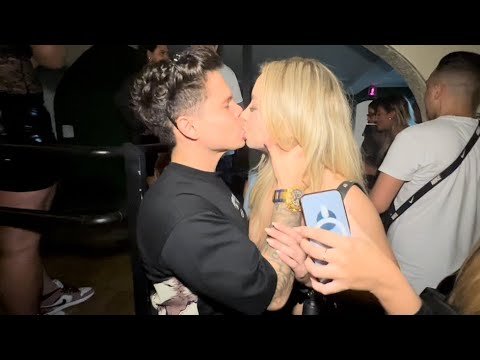 BEIJANDO DESCONHECIDA NO ALCOOLTECEU LAS VEGAS