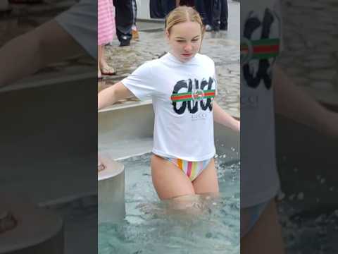 WinSWIM. #84 Ice BATHING in a bikini  КРЕЩЕНИЕ  EPIPHANY #swimming #coldwater #pool